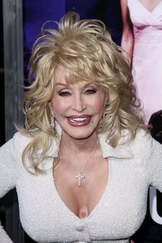 Dolly Parton: A Legendary Icon Who Never Stops Shining