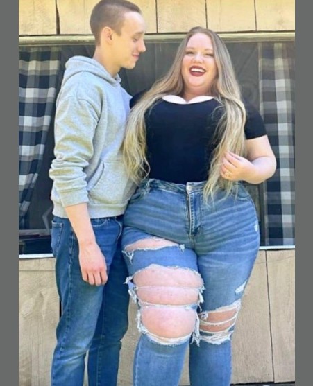 Man Mocked For Being With 252 LB Woman, Has The Perfect Response To Shut Haters Up