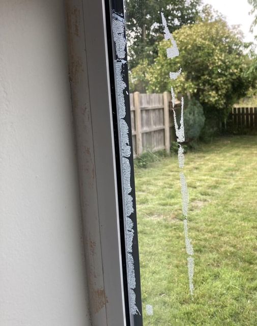 How to Remove Sticky Residue from Windows: A Simple Guide