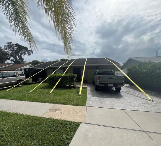 😢 Florida man tied his house down to the ground awaiting Hurricane Milton 😨 here’s what happened 👇👀